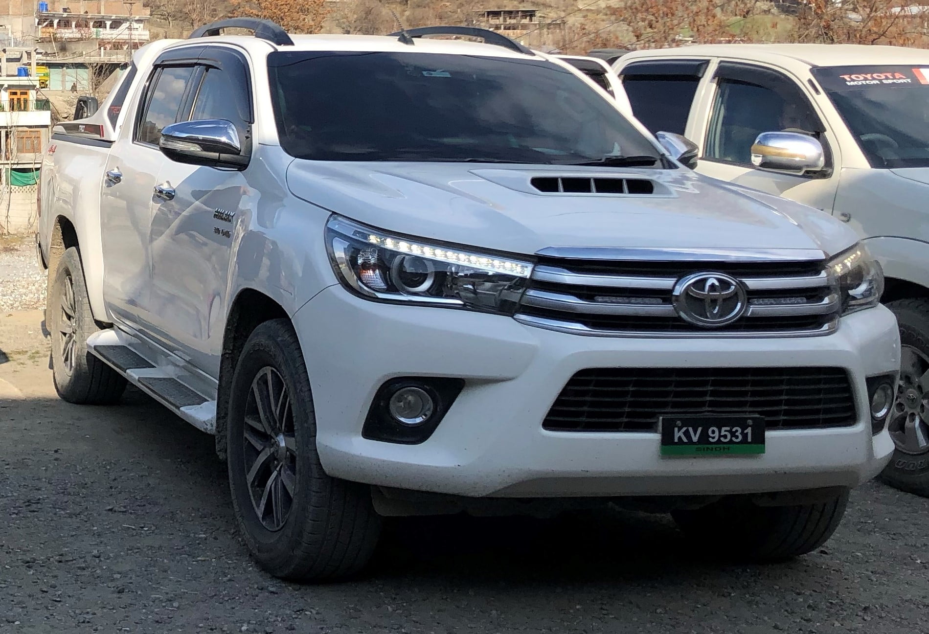 Toyota hilux pakistan