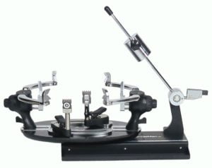 Read more about the article Types of Racket Stringing Machines