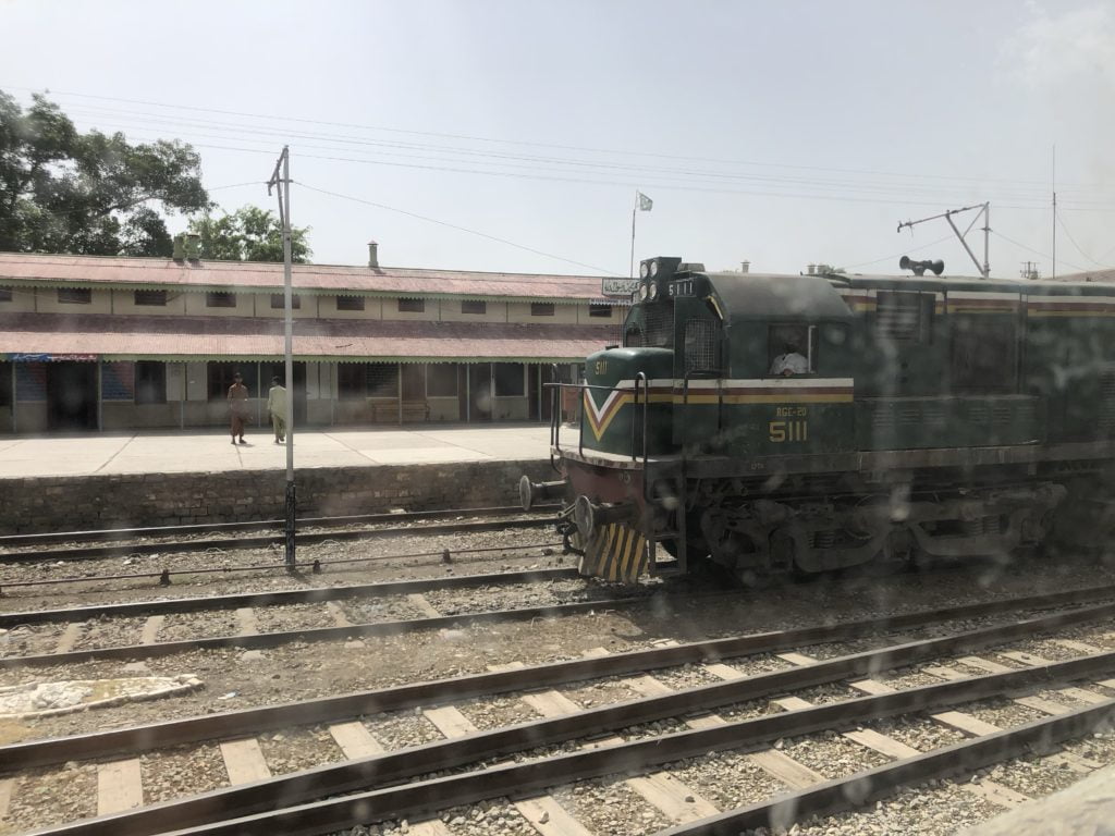 Lahore to Quetta 40DN Jaffar Express Train